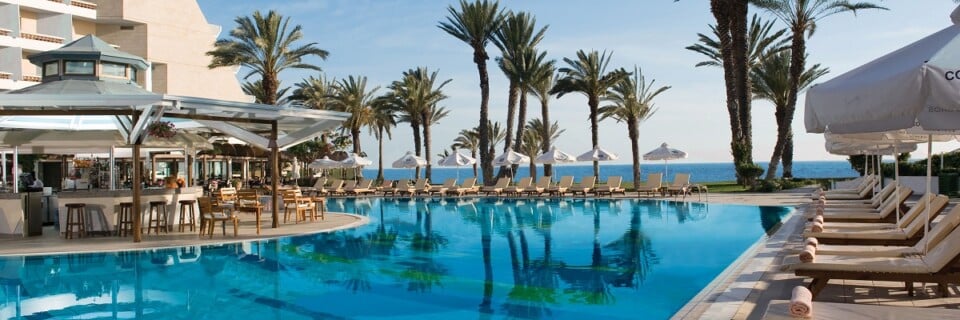 1 PIONEER BEACH HOTEL POOL
